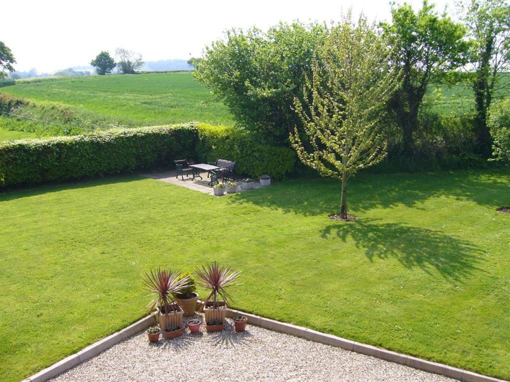 Mill Farm Villa Exeter Bagian luar foto
